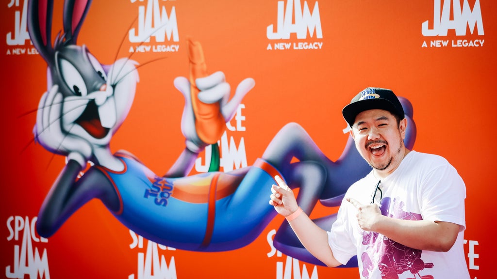Eric Bauza, actor who voiced Bugs Bunny, Daffy Duck and other cartoon characters, dies at 46 — Hillsborough Arts news