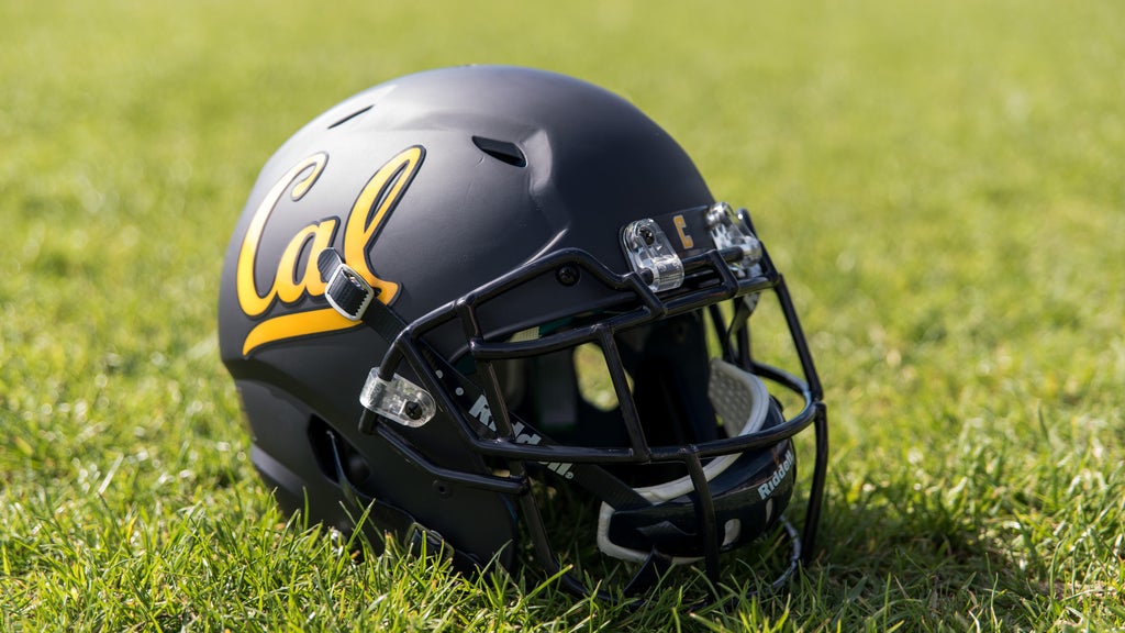 Kevin Jennings breaks SMU's TD passing record as No. 23 Mustangs beat Cal 59-20 — CBS Bay Area (KPIX), Hillsborough Technology news