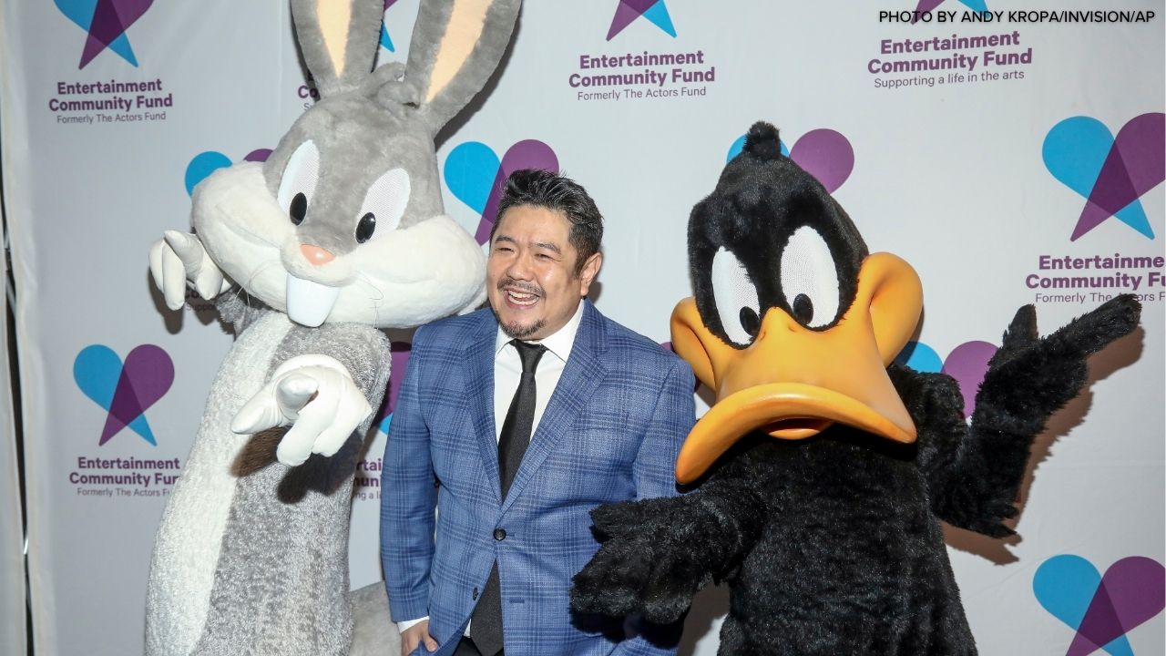 Eric Bauza, who voiced Bugs Bunny, Daffy Duck and dozens of cartoon characters, dies at 46
       — ABC 7 Bay Area