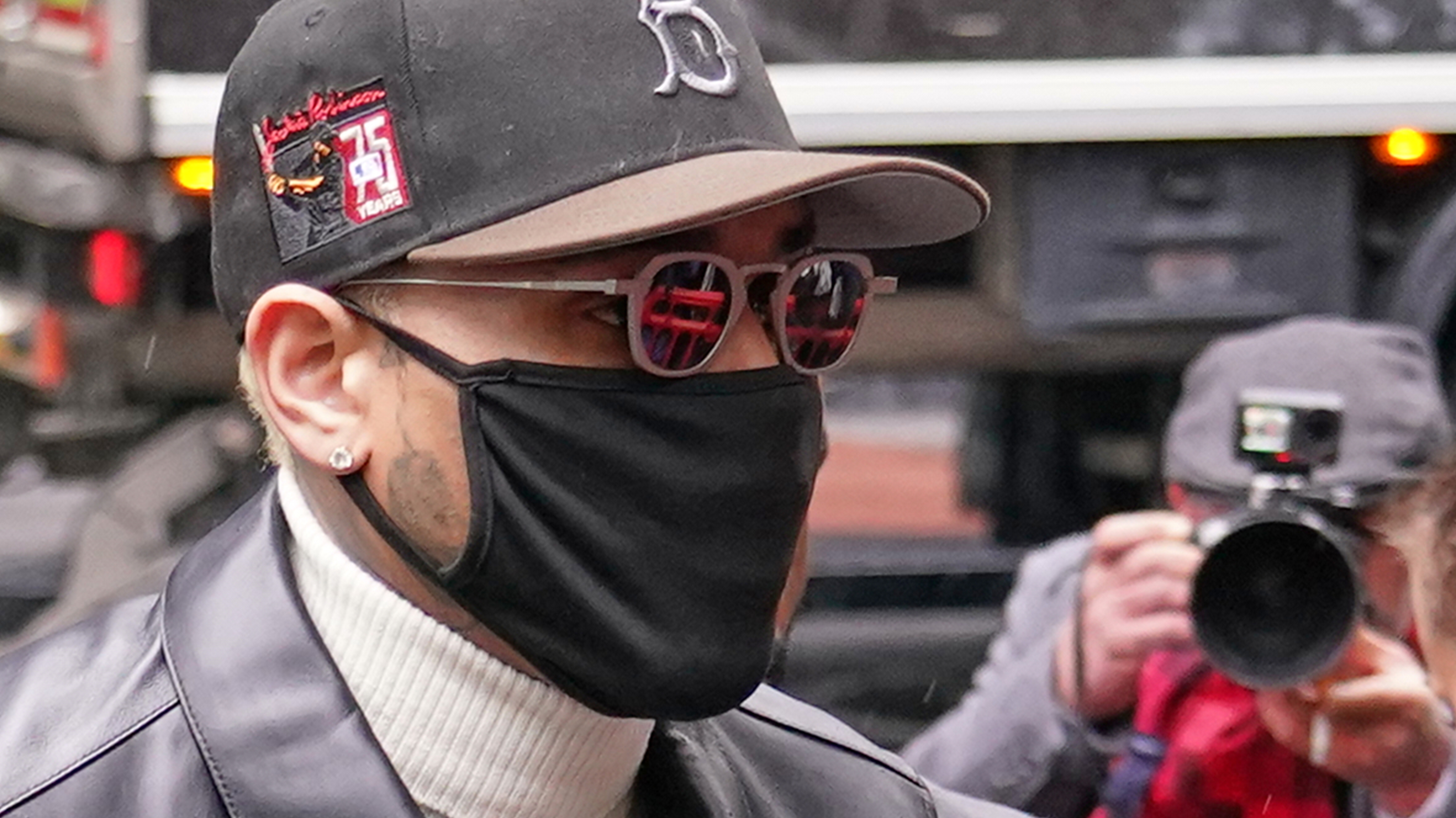 Chris Brown avoids prison time for brawling at a London nightclub

       — ABC 7 Bay Area, Hillsborough Community news