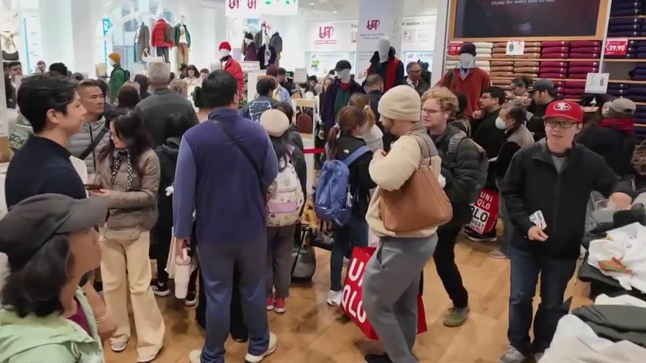 Crowds line up for grand opening of new Uniqlo store in SF — KTVU FOX 2 Bay Area, Hillsborough Business news