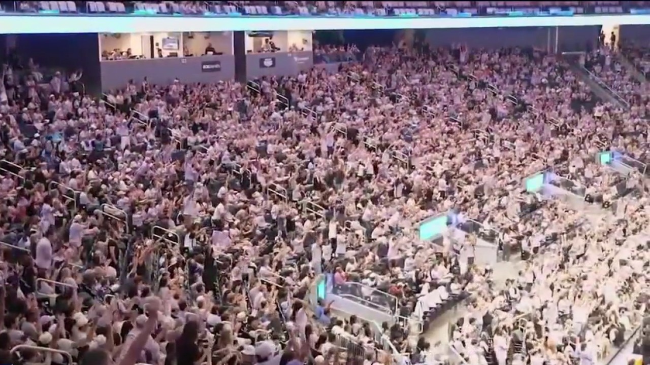 WNBA Finals: Valkyries fans react to Dream's potential 3,500-seat venue — KTVU FOX 2 Bay Area, Hillsborough Sports news