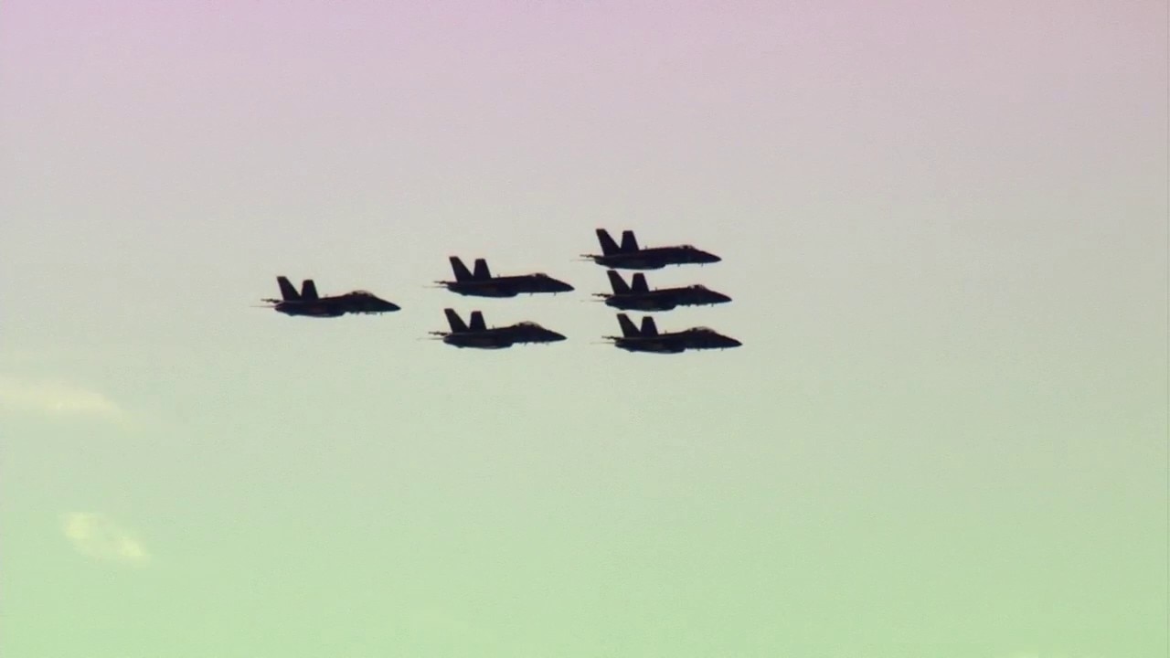 Blue Angels soar over San Francisco Bay despite fog — KTVU FOX 2 Bay Area, Hillsborough Arts news