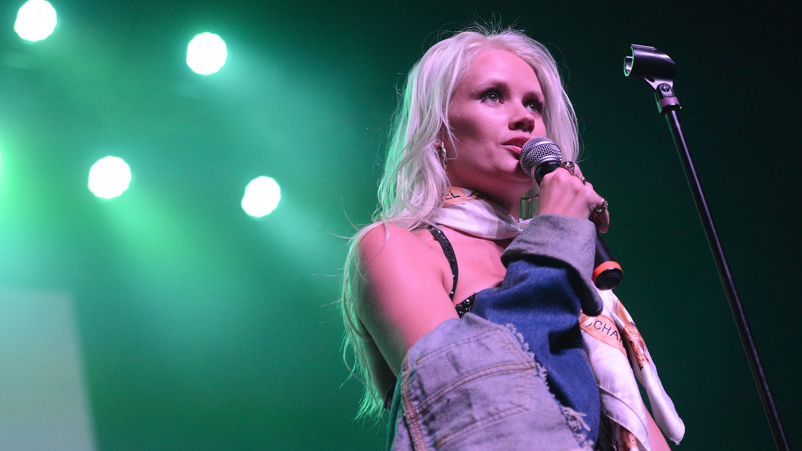 Lauren Bennett, 'Party Rock Anthem' singer, cause of death revealed: Reports — Hillsborough Community news