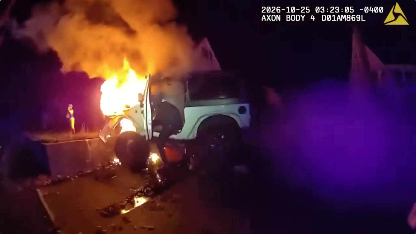 Bodycam video shows police rescuing man from burning Jeep after crash; driver facing multiple charges โ KTVU FOX 2 Bay Area, Hillsborough Community news